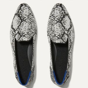 EUC Rothy’s White Python Snake Almond Loafers Flats Black Size 9